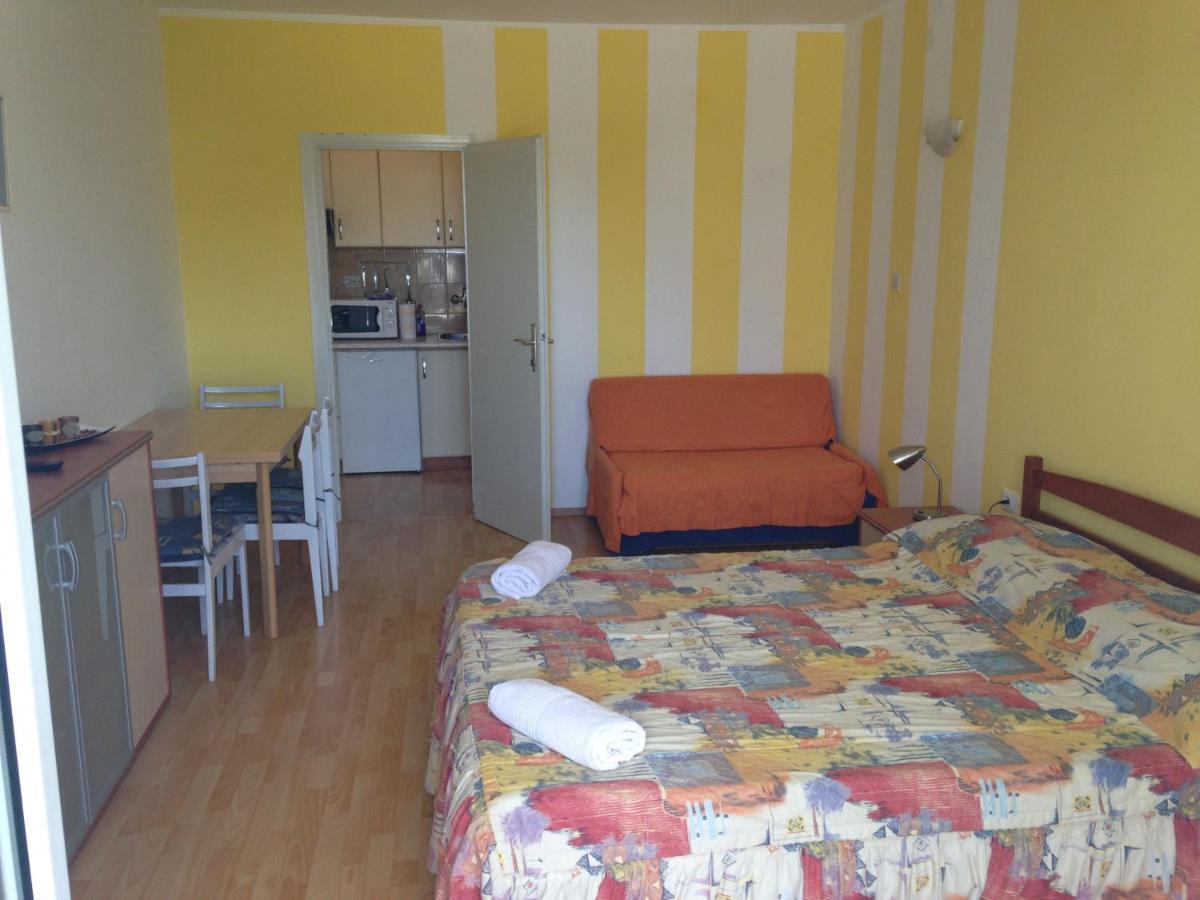Apartman Alexandra Porec Esterno foto